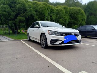 2016 Volkswagen Passat (North America and China) I Рестайлинг, белый, 1700000 рублей, вид 1