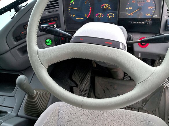 1995 Hino Profia, белый, 6300000 рублей - вид 24