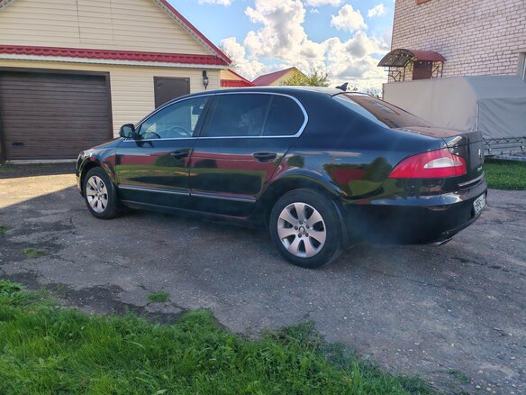 2011 Skoda Superb II, чёрный, 1050000 рублей - вид 5