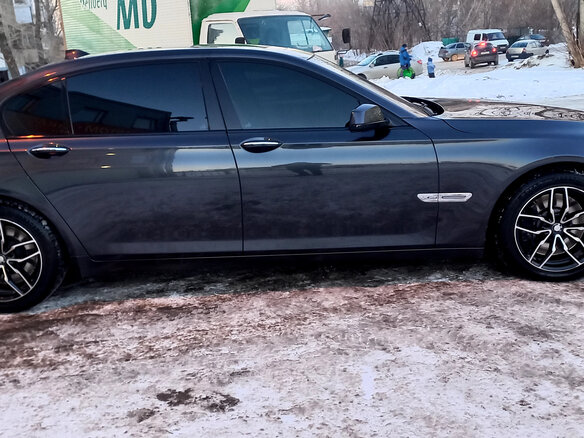 2010 BMW 7 серии 750Li xDrive V (F01/F02/F04), серый - вид 11