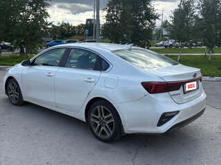 2019 Kia Cerato IV, белый, 1730000 рублей, вид 4