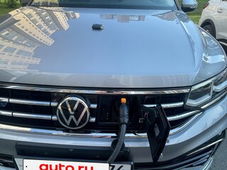 2021 Volkswagen Tiguan L II Рестайлинг (China Market), серебристый, 3650000 рублей, вид 3