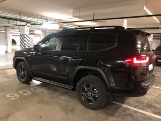 2022 Toyota Land Cruiser 300 Series, чёрный, 13490000 рублей, вид 5