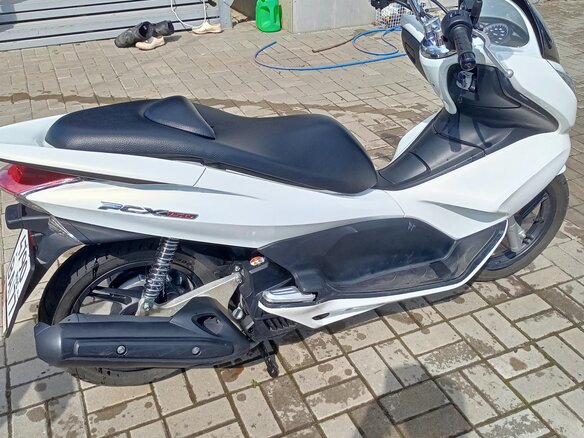 2015 Honda PCX 150, белый, 350000 рублей - вид 3