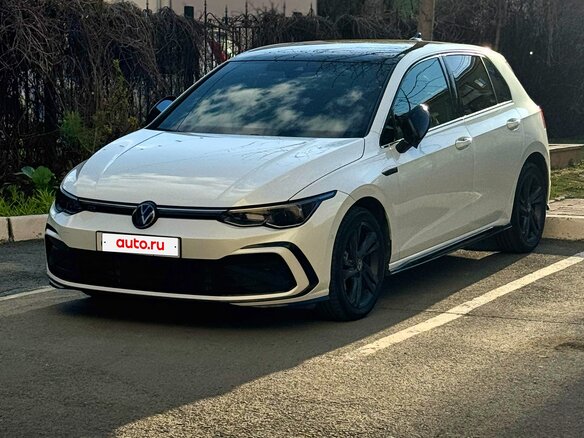 2021 Volkswagen Golf VIII, белый, 2600000 рублей