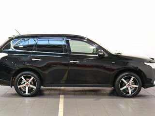 2014 Mitsubishi Outlander III, чёрный, 1779000 рублей, вид 4