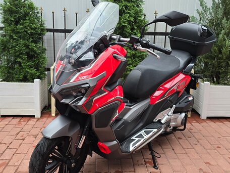 2023 Regulmoto XDV 300, красный, 285000 рублей, вид 2