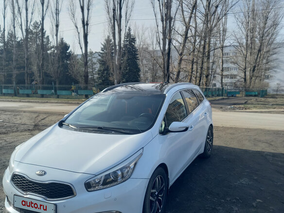 2013 Kia Ceed II, белый, 1410000 рублей