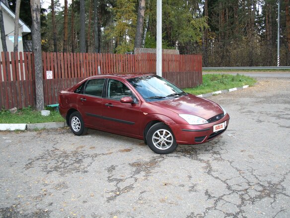 2003 Ford Focus I Рестайлинг, пурпурный - вид 31