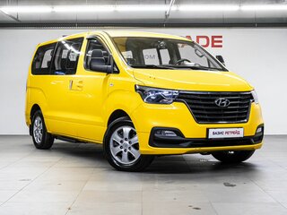 2020 Hyundai Grand Starex I Рестайлинг 2, жёлтый, 2519000 рублей, вид 3