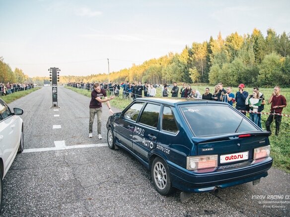 2005 Lada (ВАЗ) 2114, синий, 450000 рублей - вид 7