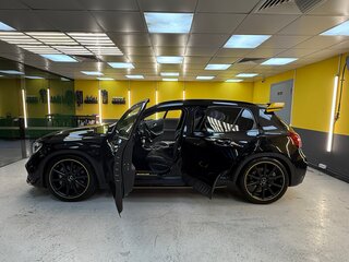 2017 Mercedes-Benz GLA AMG 45 AMG I (X156) Рестайлинг, чёрный, 3590000 рублей, вид 3