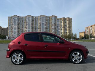 2006 Peugeot 206, красный, 200000 рублей, вид 2