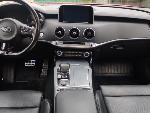 2018 Kia Stinger I, красный, 2800000 рублей - вид 18