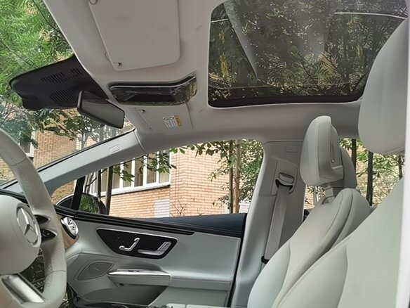 2022 Mercedes-Benz EQE 350+, чёрный, 6500000 рублей - вид 17