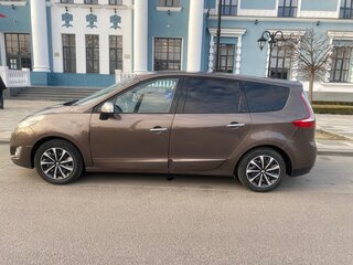 2010 Renault Scenic III, коричневый, 850000 рублей, вид 4