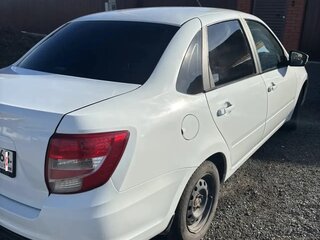 2024 Lada (ВАЗ) Granta I Рестайлинг, белый, 900000 рублей, вид 4