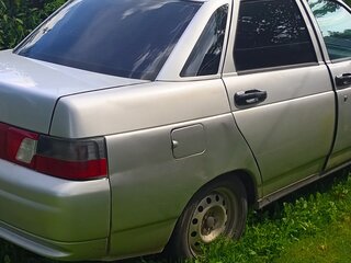 2004 Lada (ВАЗ) 2110, серебристый, 130000 рублей, вид 4