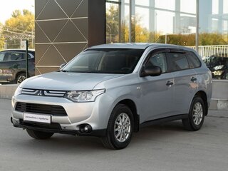 2013 Mitsubishi Outlander III, серебристый, 1245000 рублей, вид 1