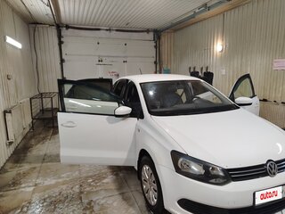 2013 Volkswagen Polo V, белый, 450000 рублей, вид 4