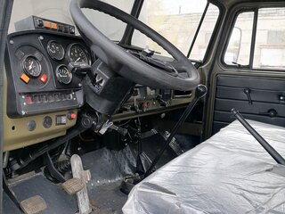 2010 Урал 5557, зелёный, 3500000 рублей, вид 5