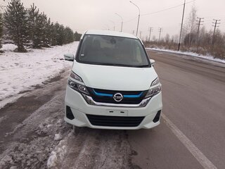 2019 Nissan Serena V (C27) Рестайлинг, белый, 2550000 рублей, вид 1