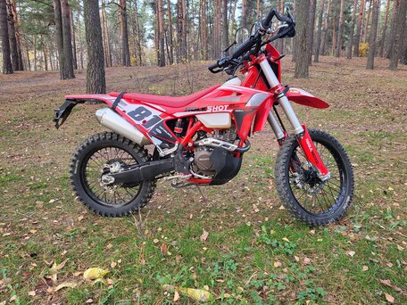 2026 Regulmoto Holeshot, красный, 241000 рублей, вид 3