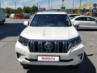 2018 Toyota Land Cruiser Prado 150 Series Рестайлинг 2, белый, 6100000 рублей, вид 2