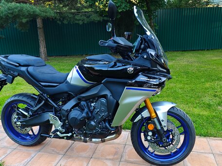 2026 Yamaha Tracer 9, серый, 2350000 рублей, вид 4