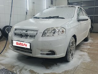 2011 Chevrolet Aveo I Рестайлинг, белый, 430000 рублей, вид 1
