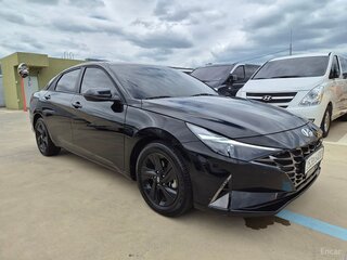 2023 Hyundai Avante VII, чёрный, 1675000 рублей, вид 3