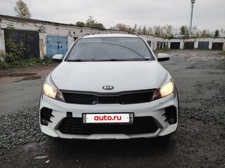2021 Kia Rio X IV Рестайлинг, белый, 1450000 рублей, вид 2