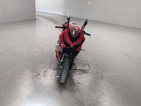 2023 Honda CBR 650R, красный, 890000 рублей, вид 3