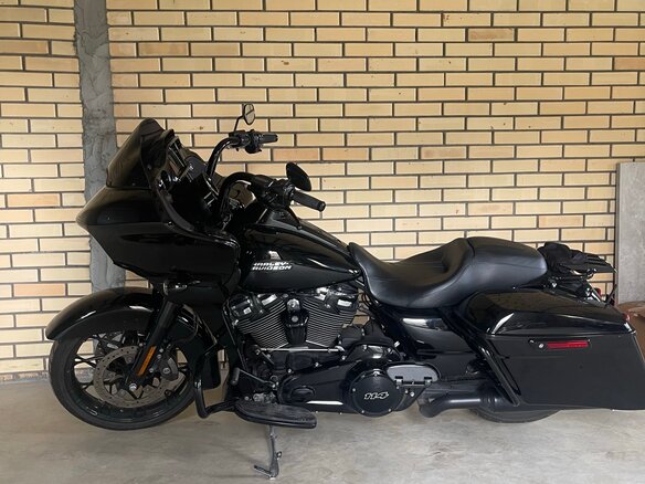 2020 Harley-Davidson Road Glide Special, чёрный, 2000000 рублей - вид 3