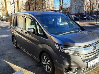 2017 Honda Stepwgn V Рестайлинг, серый, 2700000 рублей, вид 5