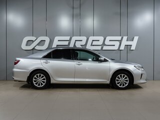 2015 Toyota Camry VII (XV50) Рестайлинг, серебристый, 1874000 рублей, вид 5