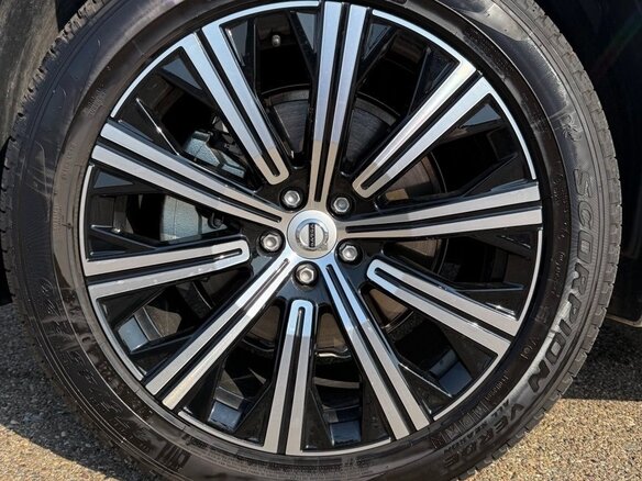 2024 Volvo XC90 B5 II Рестайлинг 1, белый, 6700000 рублей - вид 12