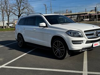 2013 Mercedes-Benz GL-Класс 350 II (X166), белый, 3000000 рублей, вид 1