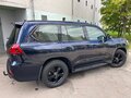 2017 Lexus LX 570 III Рестайлинг 2, синий, 11200000 рублей - вид 2