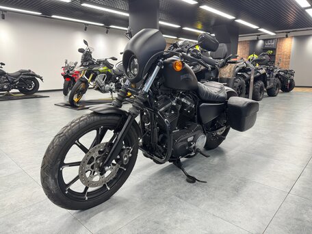 2017 Harley-Davidson Sportster 883, чёрный, 790000 рублей, вид 3