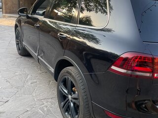 2010 Volkswagen Touareg II, чёрный, 1485000 рублей, вид 4