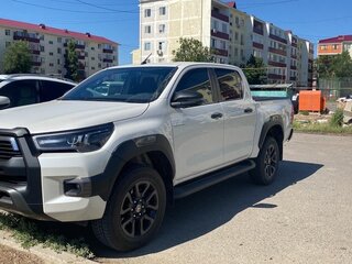 2022 Toyota Hilux VIII Рестайлинг 2, белый, 5500000 рублей, вид 1