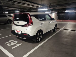 2019 Kia Soul III, белый, 1787000 рублей, вид 4