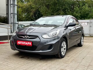 2012 Hyundai Solaris I, серый, 869000 рублей, вид 4