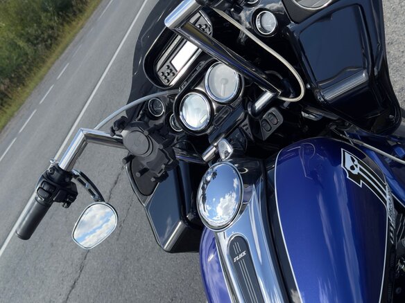 2011 Harley-Davidson Road Glide Limited, синий, 1000000 рублей - вид 8