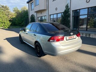 2010 Kia Magentis II Рестайлинг, серебристый, 1290000 рублей, вид 5