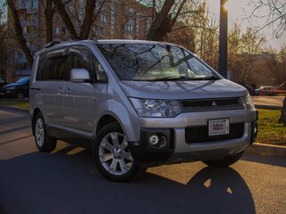 2013 Mitsubishi Delica D:5 I, серебристый, 2370000 рублей, вид 4