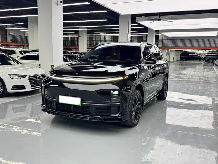 Открыть фотографии: Li Auto (Lixiang) L7 I