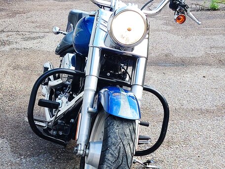 2009 Harley-Davidson Fat Boy, синий, 1150000 рублей, вид 4