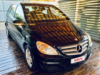 2011 Mercedes-Benz B-Класс 180 I (W245) Рестайлинг, чёрный, 850000 рублей, вид 3